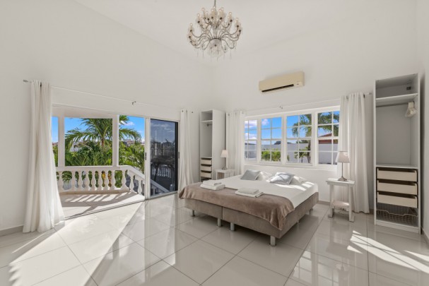 Champartments Jan Thiel - Luxury vacation resort at Spanish Water