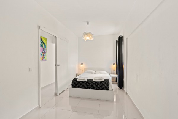 Champartments – Private Group Estate Income Potential - Villa Curaçao