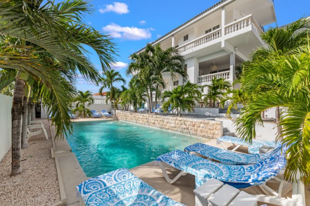 Champartments Jan Thiel - Luxury vacation resort at Spanish Water