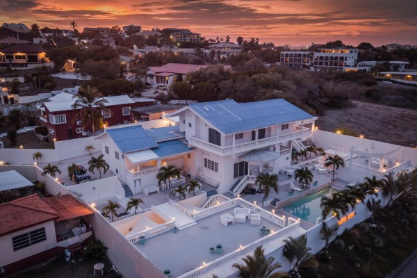 Carouselimage Curacao 290