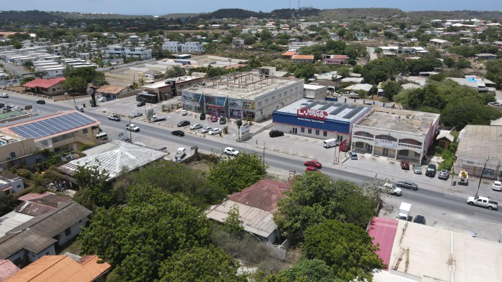 Santa Maria - Commercial Plot with development potential