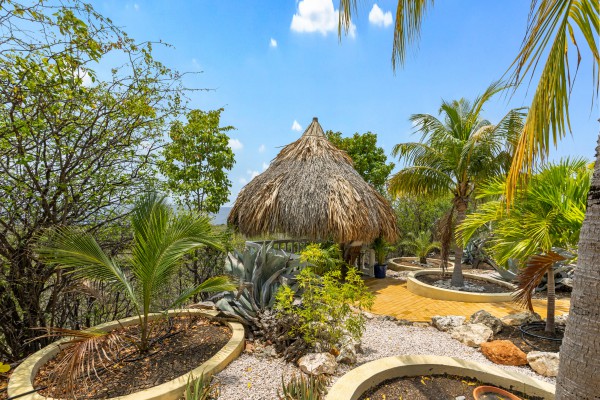 Coral Estate - Detached bungalow with spectacular ocean view
