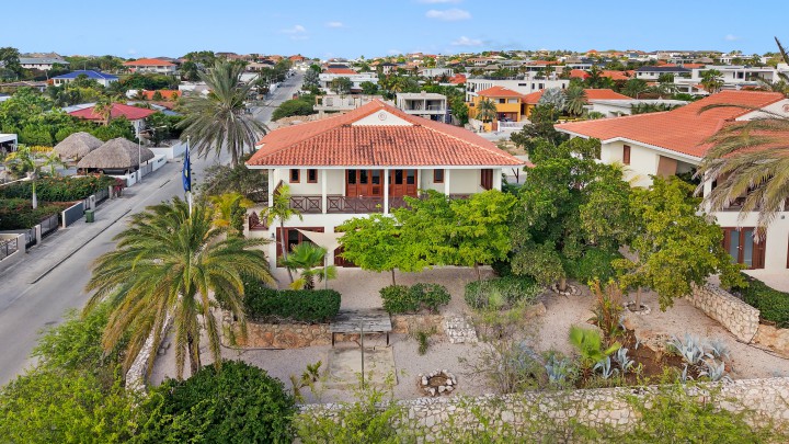 Vista Royal - Zeer ruime villa op een toplocatie dichtbij strand