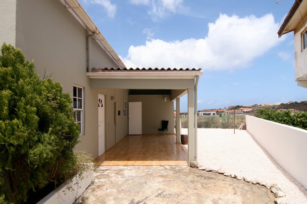 Curasol - Beautiful detached house with 4 bedrooms for rent