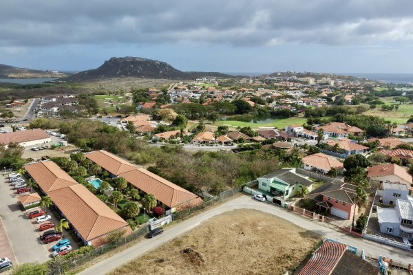 Curasol – Flat building plot of 640 m²