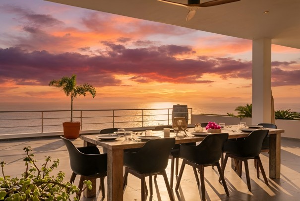 Cas Abao &ndash; Moderne 5-Slaapkamer Villa met Zeezicht