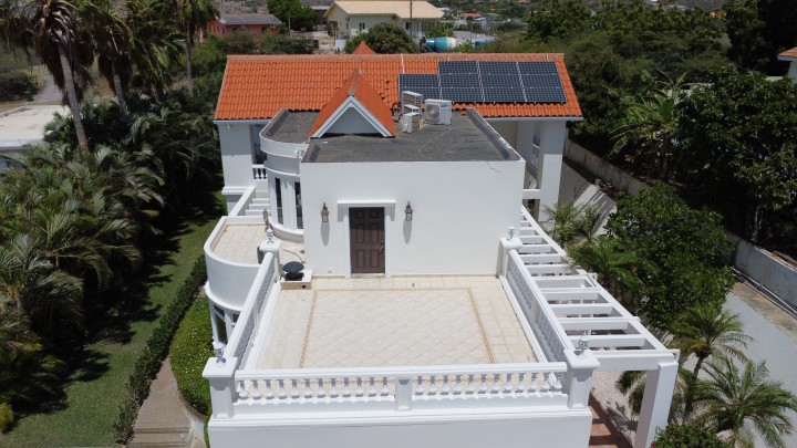  Luxury House with flat for sale in Cas Grandi Curaçao