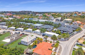 Carouselimage Curacao 1988
