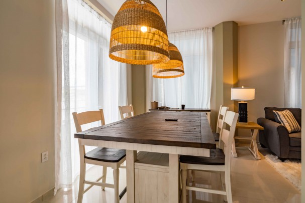 Gorgeous Renovated Penthouse on the Handelskade overlooking the Canal!