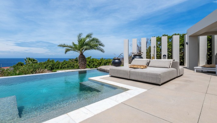 Blue Bay BT 25 - Exclusive and unique villa with Ocean View