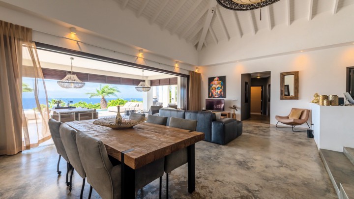 Blue Bay BT 25 – Exclusieve en unieke villa met Ocean View