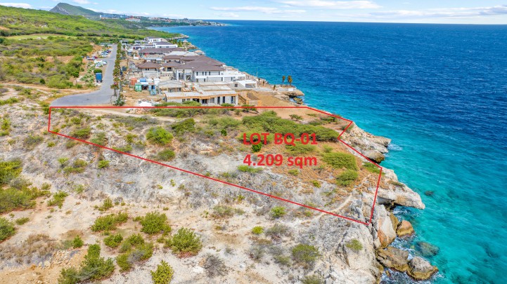 Blue Bay BQ1 - Exclusive, oceanfront lot ready for your dream home