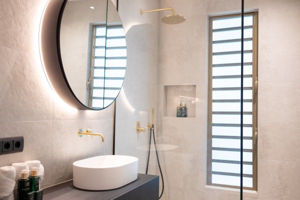 THE CAPE 6 – Luxury Apartment with Sea & Golf Course View 