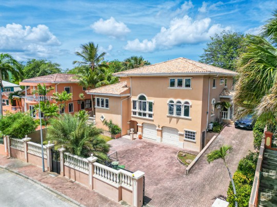 Pos Cabai - Prachtig centraal gelegen familiehuis