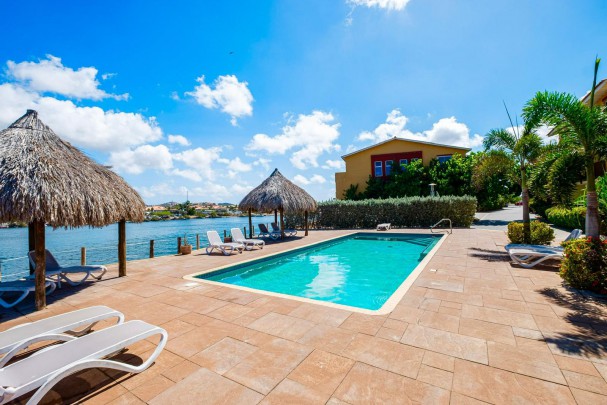 La Palapa - Apartment with swimmingpool and harbor views at beach