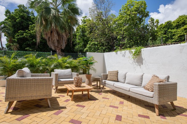 For rent - Stylish home on Ronde Klipweg with beautiful garden