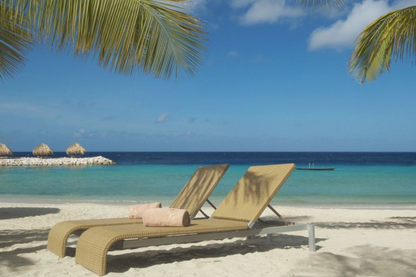 Apartments for sale in Triple Tree Resort- resort with private beach