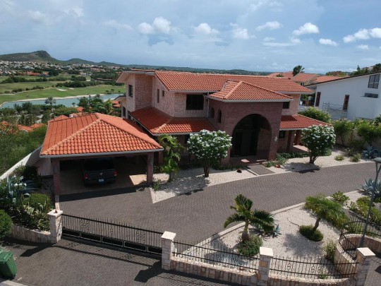 Blue Bay Resort BT-57 - Luxurious villa with pool and great sea view