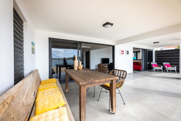Brakkeput Abou – Beautiful apartment right on the Spanish Water