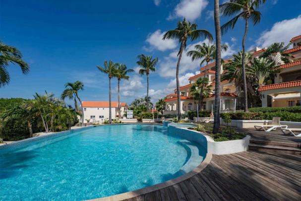 Royal Palm Resort - investment opportunity: 4 studio