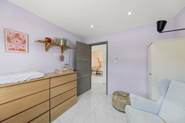 Four-Bedroom Villa in Blue Bay L-Section with Pool, Garage & Golf View