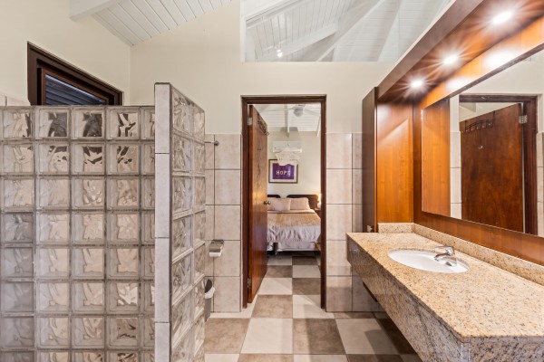 Blue Bay Village detached bungalow overlooking the golf course