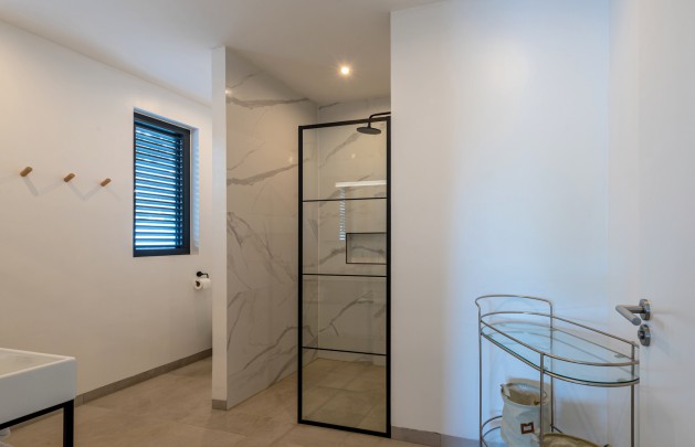 Blue Bay BJ - Detached villa on golf course with swimming pool