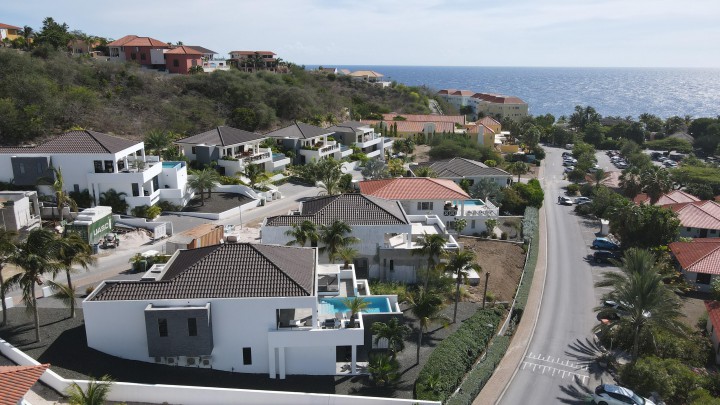 Blue Bay BP 65 - Exclusive vacation villa with stunning views.