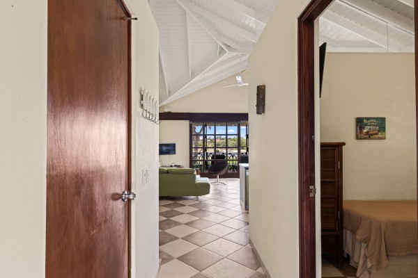 Blue Bay Village detached bungalow overlooking the golf course