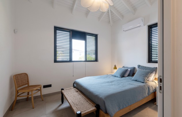 Blue Bay BJ - Detached villa on golf course with swimming pool