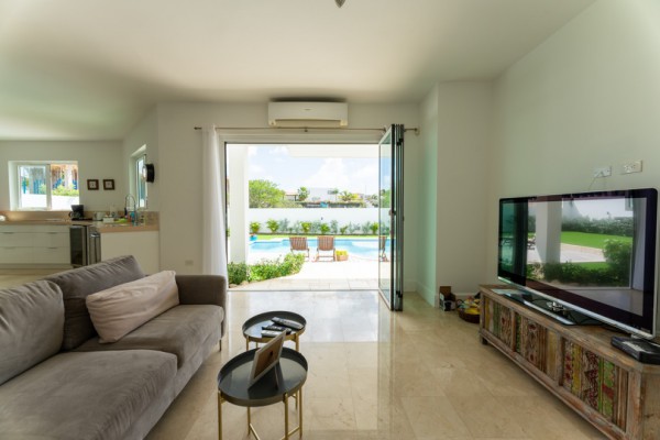 Luxury Furnished Villa with Private Pool in Vista Royal – Jan Thiel