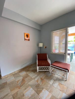 Beautiful fully furnished house with 2 bedrooms in a quiet street