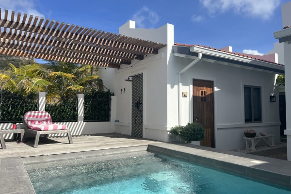 Luxe 4 slk. villa met zwembad te huur op St.Barbara Resort nabij haven