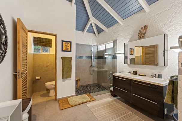 Cas Abou - Dream home with ocean views, fit for vacation rentals