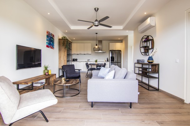 Bright 2-Bedroom Apartment with Pool at Blije Rust II Resort