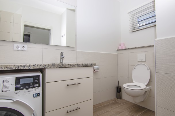 Bright 2-Bedroom Apartment with Pool at Blije Rust II Resort