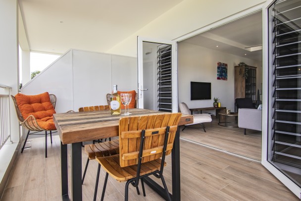Bright 2-Bedroom Apartment with Pool at Blije Rust II Resort