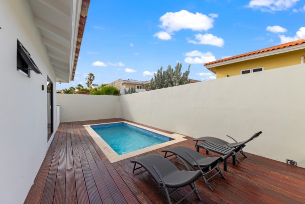 Villa Cavalli &ndash; Modern 3-Bedroom Home with Private Pool