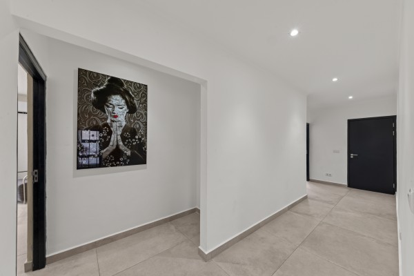 Brakkeput – Gerenoveerde Moderne 3-slaapkamer woning met zwembad 