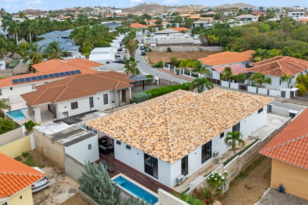 Villa Cavalli &ndash; Modern 3-Bedroom Home with Private Pool