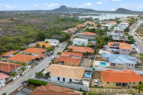 Villa Cavalli &ndash; Modern 3-Bedroom Home with Private Pool