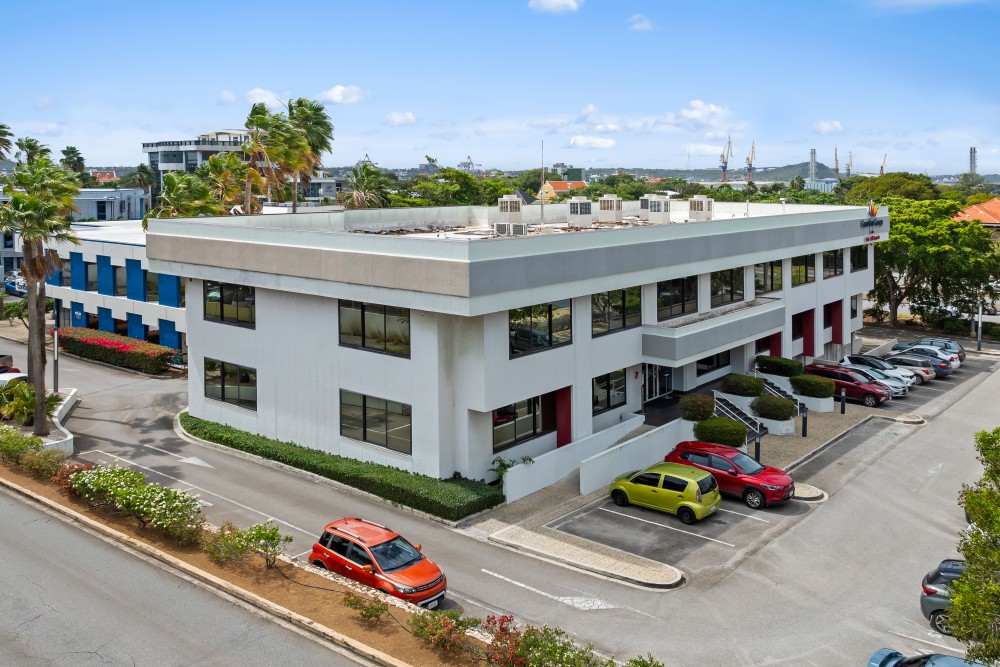 RE/MAX real estate, Curacao, Rooi Catootje, Strategically located office space.