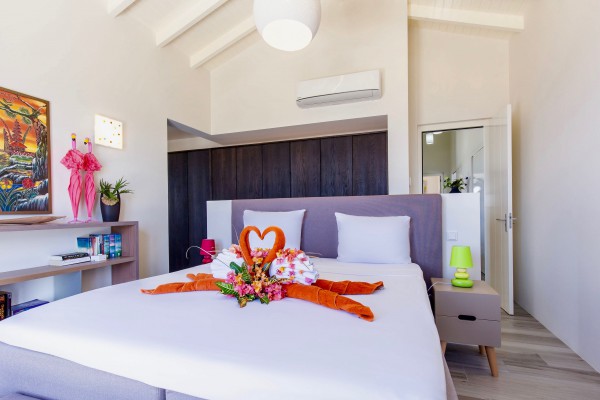 Prachtige woning met uitzicht over de oceaan en binnenmeer op resort