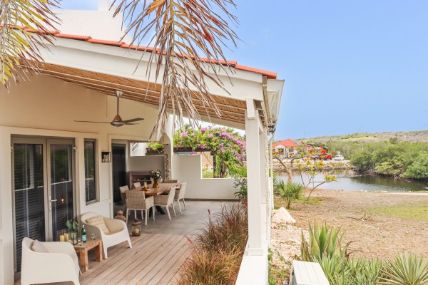 Luxe 4 slk. villa met zwembad te huur op St.Barbara Resort nabij haven