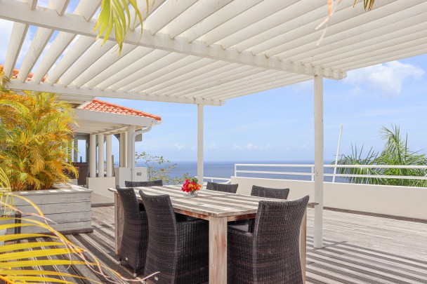 Coral Estate - Beautiful villa with breathtaking views over the ocean