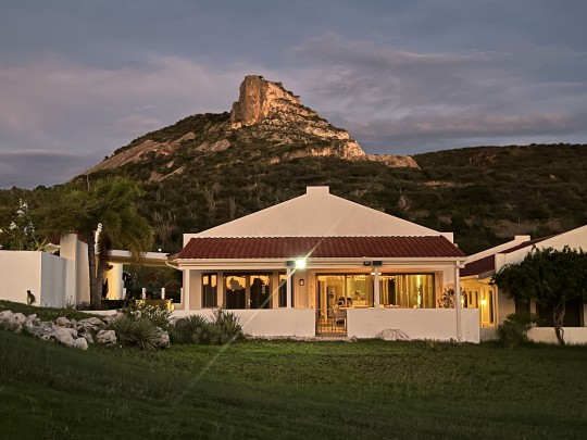 Luxury 4 bed villa with pool - St. Barbara golfcourse near the marina