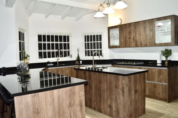Janwe - Gezinswoning in Orange Estate