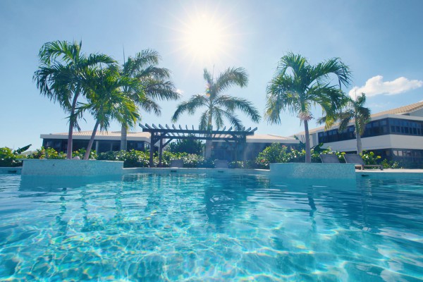 Indigo Garden - Vacation apartment with pool - furnished and decorated