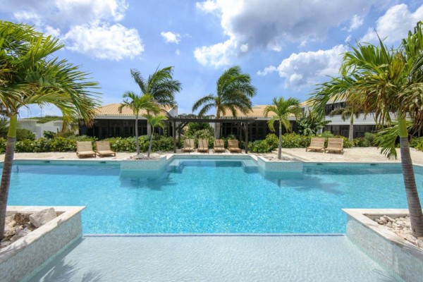 Indigo Garden - Vacation apartment with pool - furnished and decorated