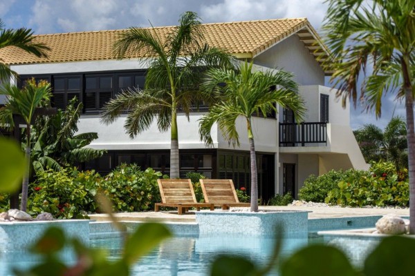 Carouselimage Curacao 10